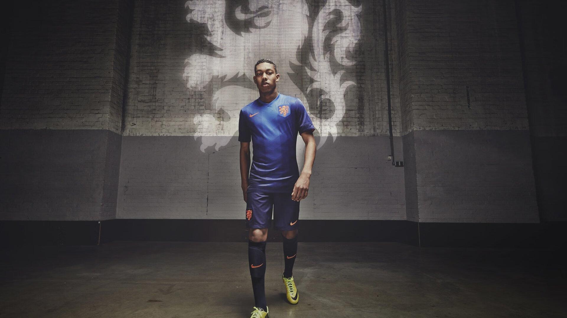 全国田径锦标赛跳远项目精彩纷呈 新星老将同场竞技创佳绩